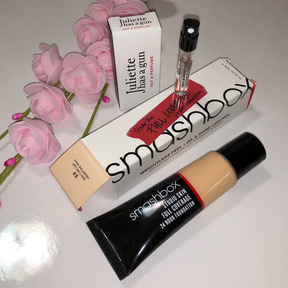 🎁 Smashbox studio skin full coverage 24 hour foundation + JHAG sampler